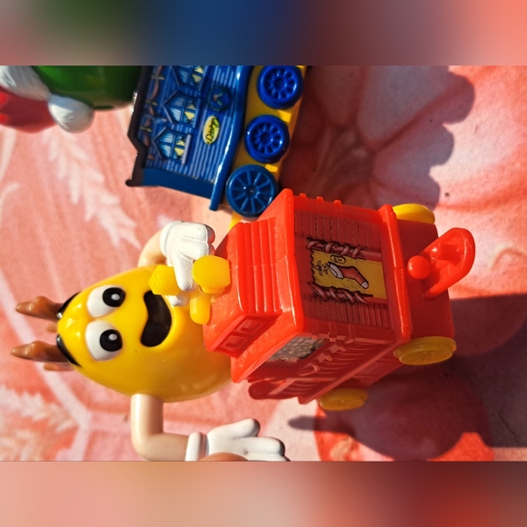 M&M Train Bundle - Picture 3 of 8